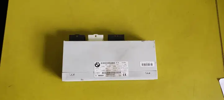 BMW 2 F46 (2015 - ) 7412610 Блок управления крышкой багажника — фото 7