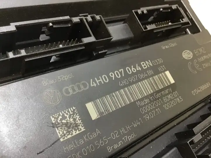Audi A6 C7 (2011 - 2014) 4H0907064BN Модуль комфорта — фото 6