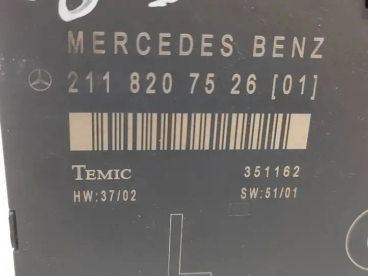 Mercedes-Benz E W211 (2002 - 2009) 2118207526 Блок управления дверью — фото 8