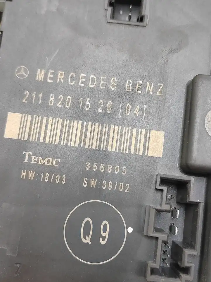 Mercedes-Benz E W211 (2002 - 2009) 2118201526 Блок управления дверью — фото 7