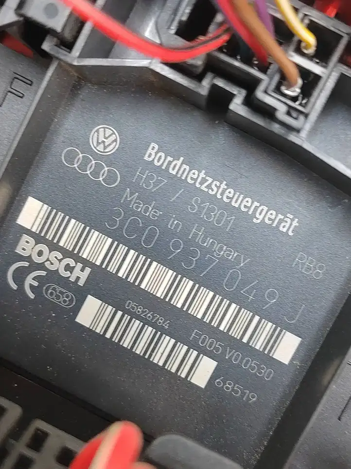 Volkswagen PASSAT B6 (2005 - 2010) 3C0937049J Модуль комфорта — фото 2