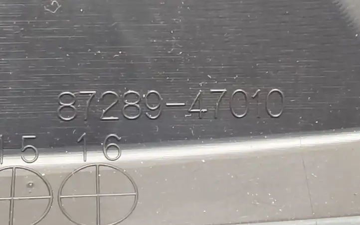 Toyota Prius+ (ZVW40) (2011 - 2018) 8728947010 Прочие детали салона — фото 3