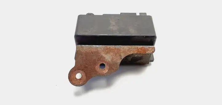 Mercedes-Benz C W203 (2000 - 2007)   Реле подогрева свеч