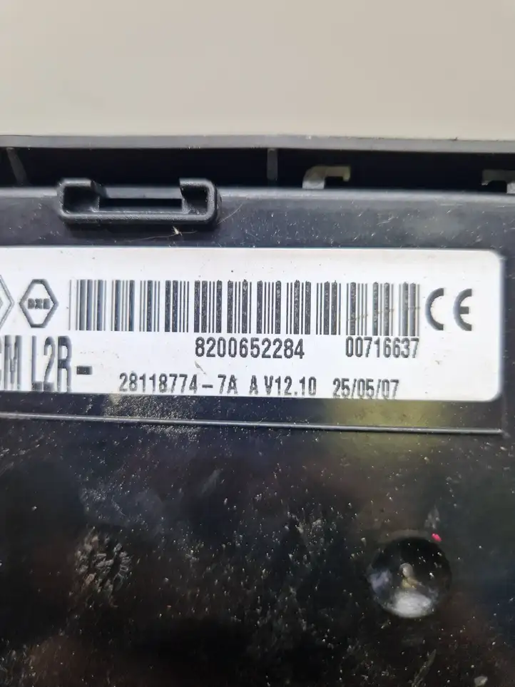 Renault Clio III (2005 - 2012) 8200652284 Модуль комфорта — фото 3