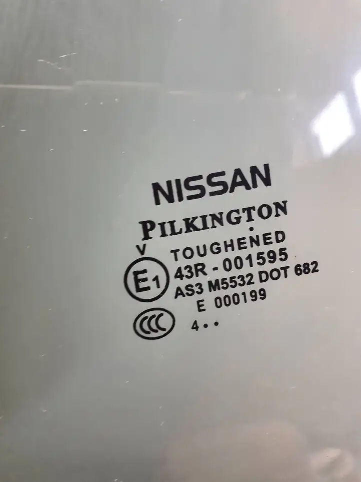 Nissan Qashqai (2013 - 2017) 43R001595 Стекло задней двери — фото 4