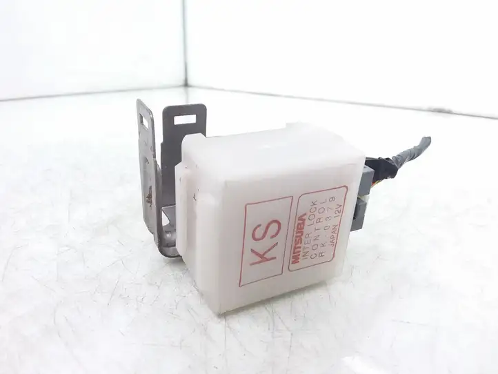 Honda CR-V (2001 - 2004) RK0379 Прочие блоки управления — фото 1