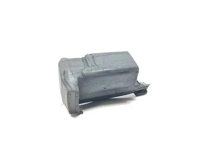 BMW X6 E71 (2008 - 2014) 7154139 Прочие детали моторного отсека — фото 2