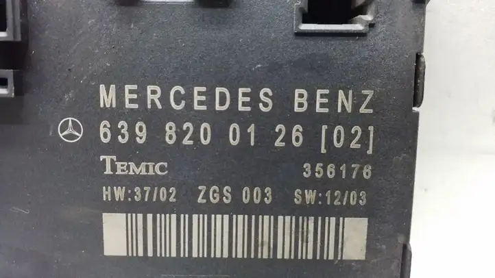 Mercedes-Benz Vito Viano W639 (2003 - 2010) 6398200126 Блок управления дверью — фото 3