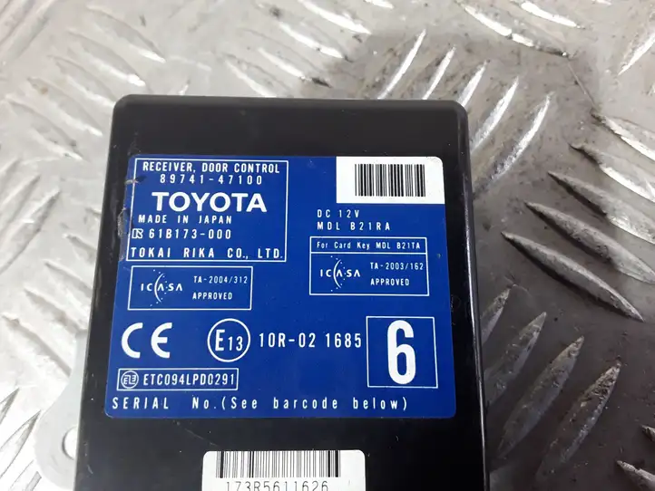 Toyota Prius (XW20) (2003 - 2009) 8974147100 Блок управления дверью — фото 3