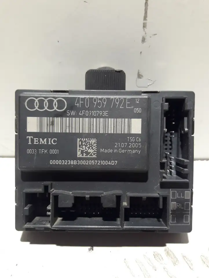 Audi A6 S6 C6 4F (2004 - 2008) 4F0959792E Блок управления дверью — фото 1