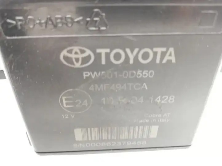 Toyota Yaris (2014 - 2019) PW5010D550 Блок управления парктрониками — фото 2