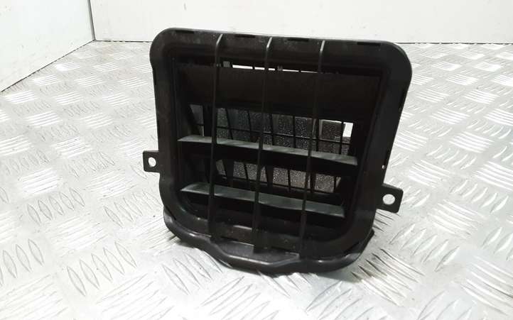 Audi A4 (2011 - 2015)  8K0819161C Вентиляционная решётка