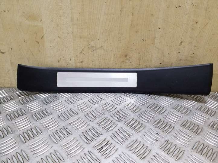 Seat Exeo (3R) (2008 - 2013)  8E0853375P Отделка заднего порога (внутренняя)