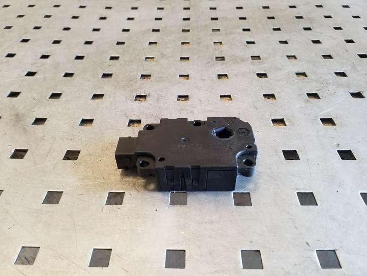Audi A6 (2011 - 2014)  ZBAT0045D07AT Двигатель задвижки потока воздуха