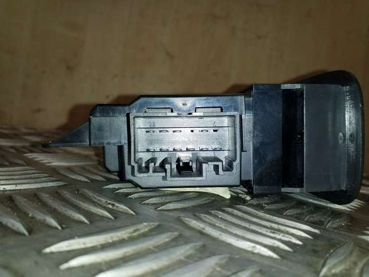 Volvo XC90 (2006 - 2014)  30773895 Кнопка стеклоподъемников