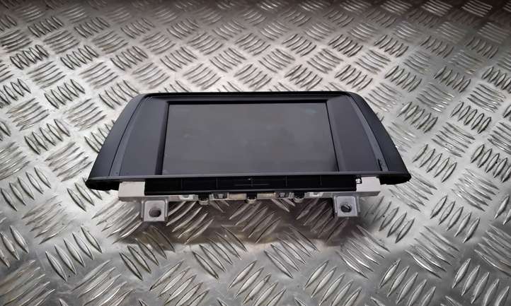 BMW 3 F30 F35 F31 (2012 - 2018)  BM9262753021 Экран/ дисплей / маленький экран