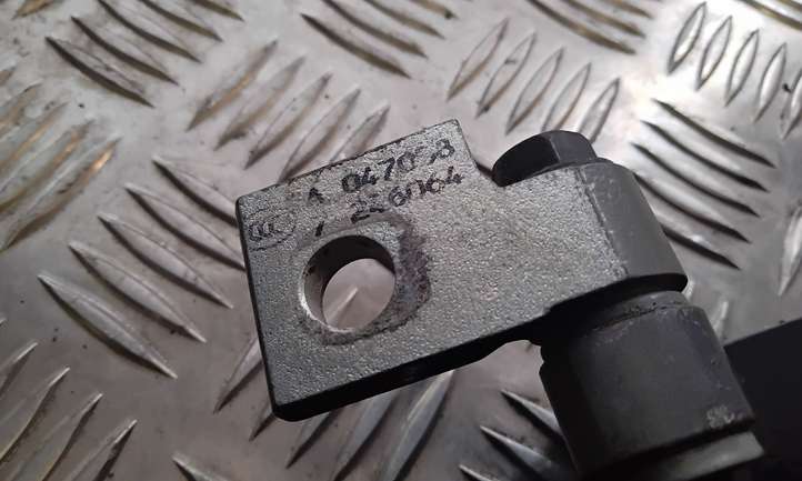 BMW 3 F30 F35 F31 (2012 - 2018)  A047058 Нижняя петля задней двери