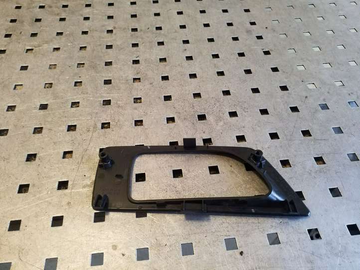 Subaru Outback (2009 - 2014)  94246AJ03A010 Другая деталь отделки задний дверей