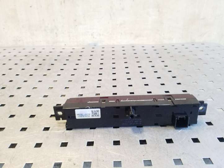 Subaru Outback (2009 - 2014)  85261AJ051 Экран/ дисплей / маленький экран