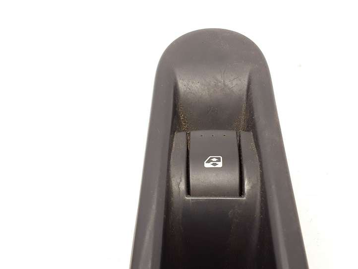 Renault Espace -  Grand espace IV (2004 - 2014)  8200327947 Кнопка стеклоподъемников