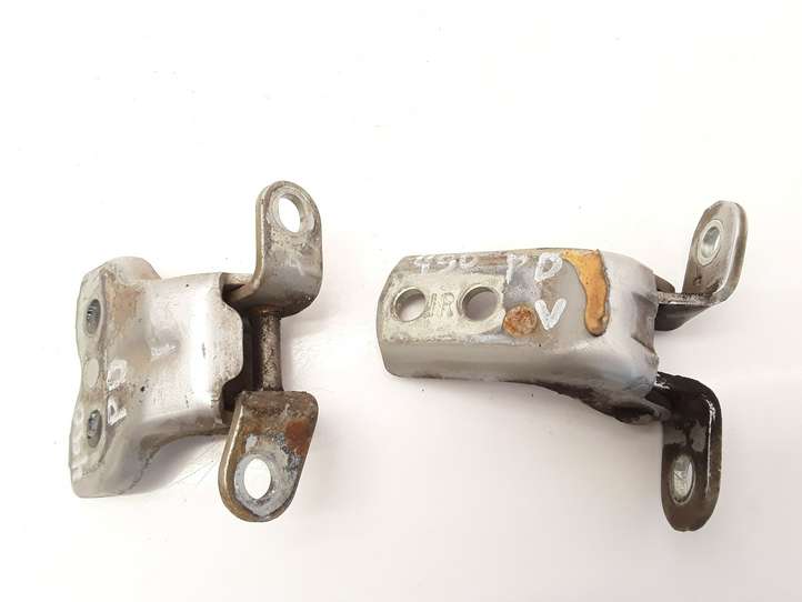 Toyota Corolla E120 E130 (2000 - 2004)   Комплект петель передней двери