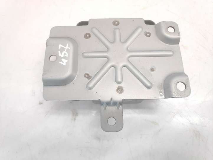 Suzuki Ignis (2000 - 2003)  3891080G21 Блок управления надувных подушек
