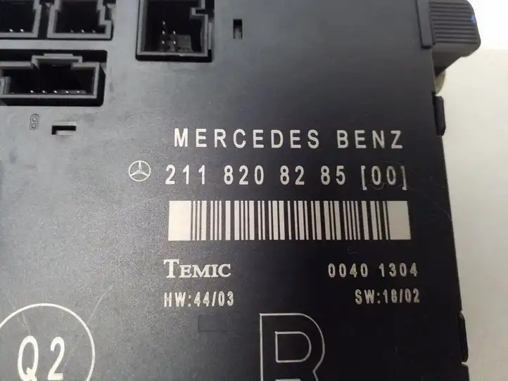 Mercedes-Benz E W211 (2002 - 2009) 2118208285 Блок управления дверью — фото 3