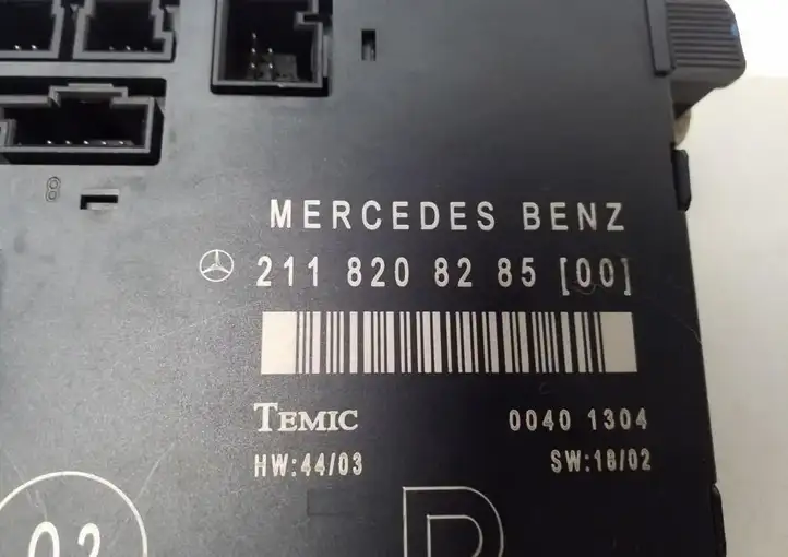 Mercedes-Benz E W211 (2002 - 2009) 2118208285 Блок управления дверью — фото 4