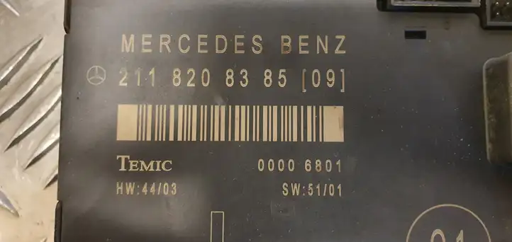 Mercedes-Benz E W211 (2002 - 2009) 2118208385 Блок управления дверью — фото 2