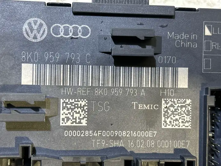 Audi A4 S4 B8 8K (2007 - 2011) 8K0959793A Блок управления дверью — фото 3