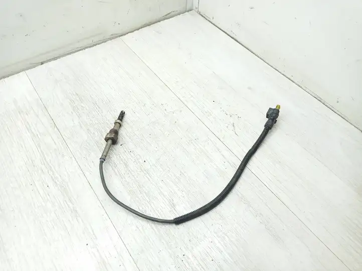 Mercedes-Benz C W204 (2007 - 2014)  A0071533328 Датчик температуры выхлопного газа