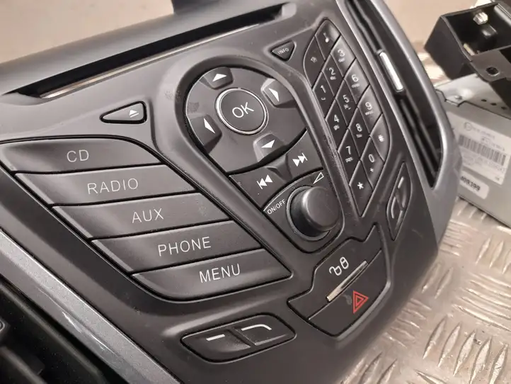 Ford Mondeo MK IV (2007 - 2014) BM5T18C815GE Магнитола / мультимедийная система — фото 3