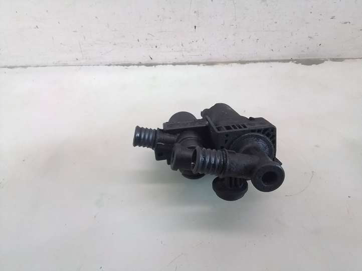 BMW 3 E46 (1998 - 2005)  64118369807 Клапан (клапаны) нагревательного радиатора (яйца)