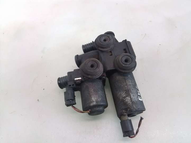 BMW 3 E46 (1998 - 2005)  64118369807 Клапан (клапаны) нагревательного радиатора (яйца)