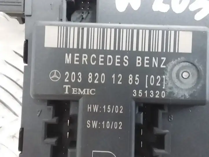 Mercedes-Benz C W203 (2000 - 2007) A2038201285 Блок управления дверью — фото 3