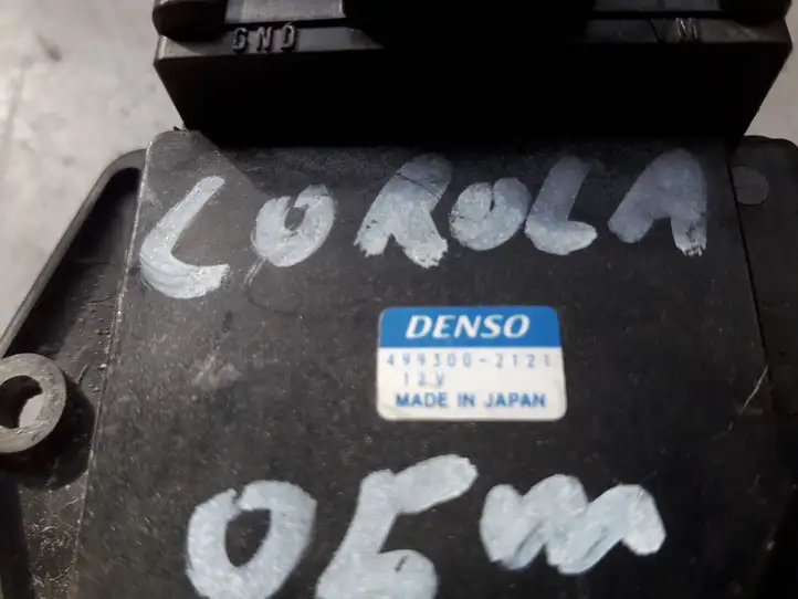 Toyota Corolla E120 E130 (2004 - 2007) 4993002121 Реле накала свечей — фото 3