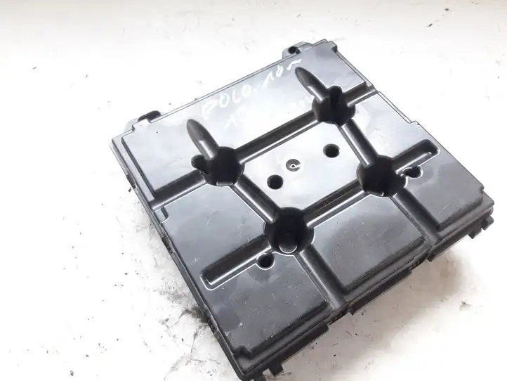 Volkswagen Polo V 6R (2009 - 2015) A2C53396755 Модуль комфорта — фото 2