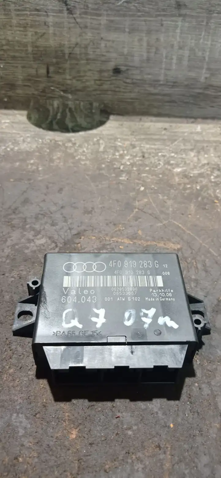 Audi Q7 4L (2005 - 2009) 4F0919283G Блок управления парктрониками — фото 1