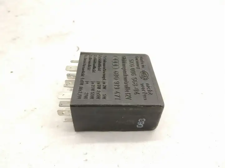 Audi A4 (2000 - 2006)   Реле поддержания постоянной скорости