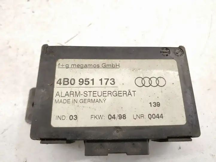 Audi A6 S6 C5 4B (2001 - 2004) Реле поддержания постоянной скорости — фото 4