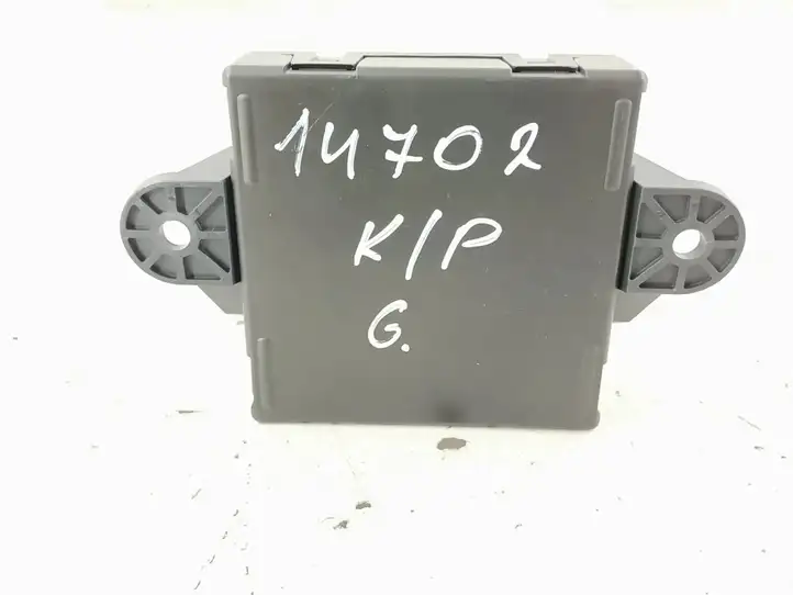 Mercedes-Benz C W204 (2007 - 2014) Блок управления дверью — фото 4