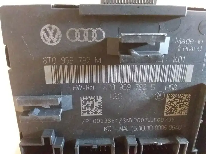 Audi A5 8T 8F (2007 - 2011) 8T0959792M Блок управления дверью — фото 2