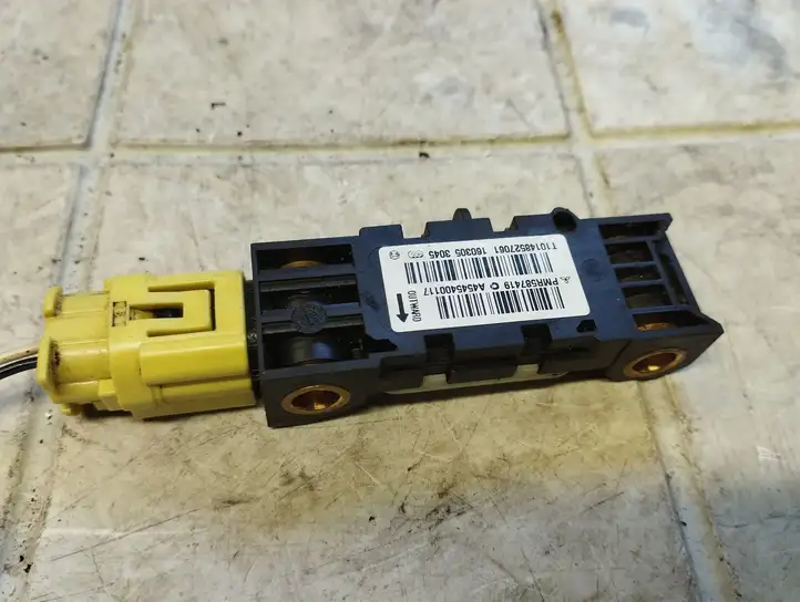 Mitsubishi Colt (2004 - 2008) PMR587419 Датчик удара SRS — фото 4