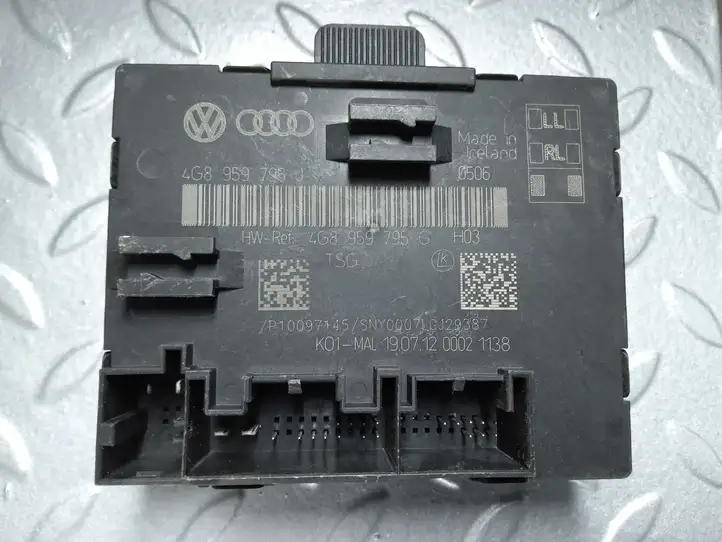 Audi A6 C7 (2011 - 2014) 4G8959795J Блок управления дверью — фото 2