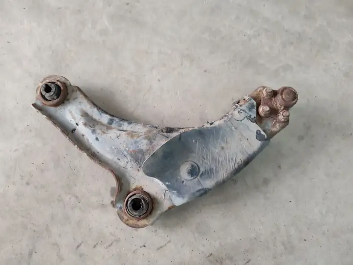 Renault Laguna (2001 - 2005)   Вилы