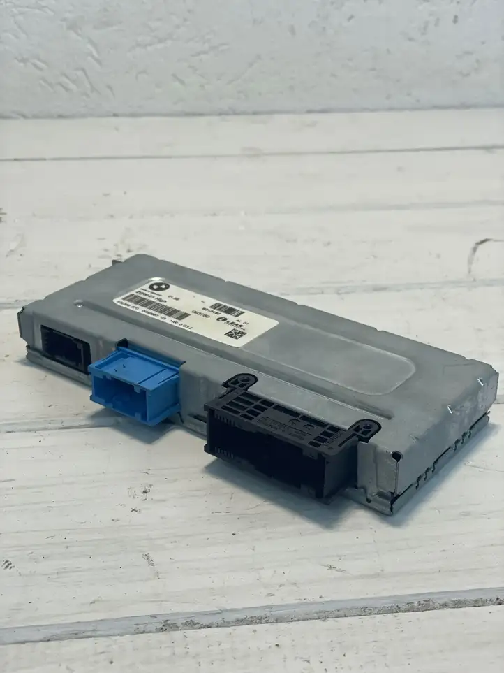 BMW 7 F01 F02 F03 F04 (2008 - 2016)  53235687 Модуль кузова