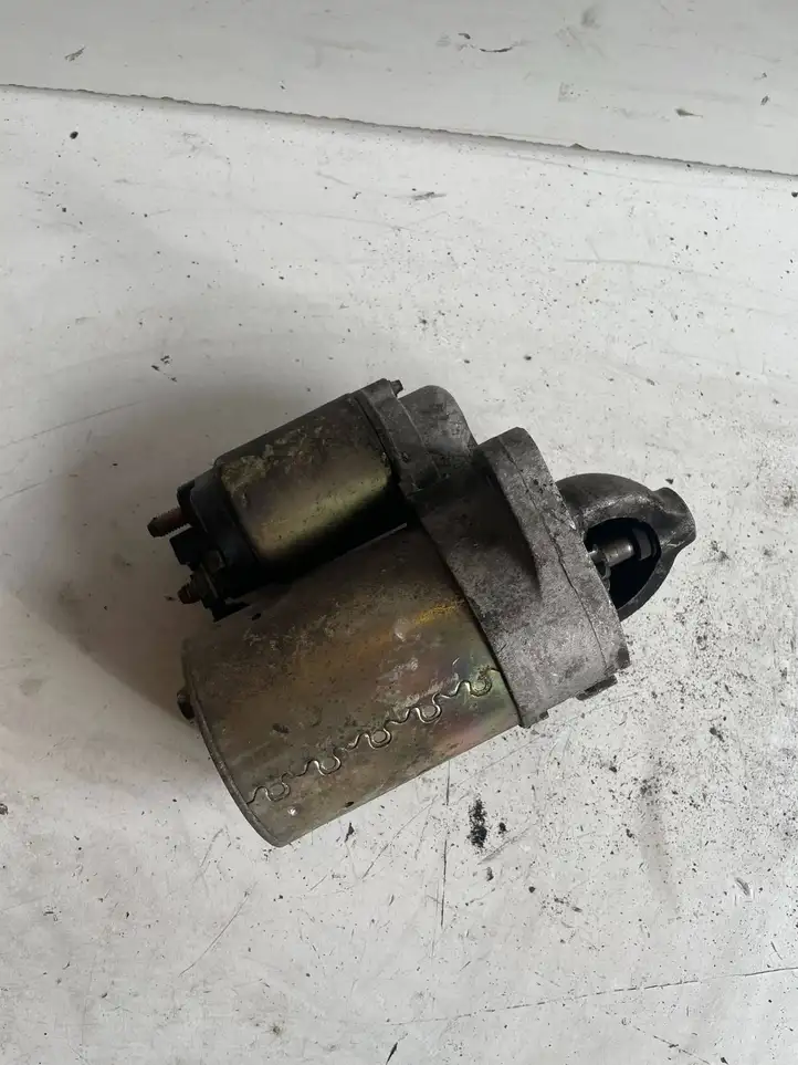 Kia Rio (1999 - 2002)  361002X000 Стартер