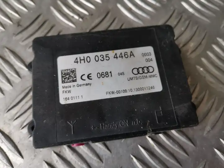 Audi A3/S3 8V (2012 - 2016) 4H0035446A Усилитель антенны — фото 2