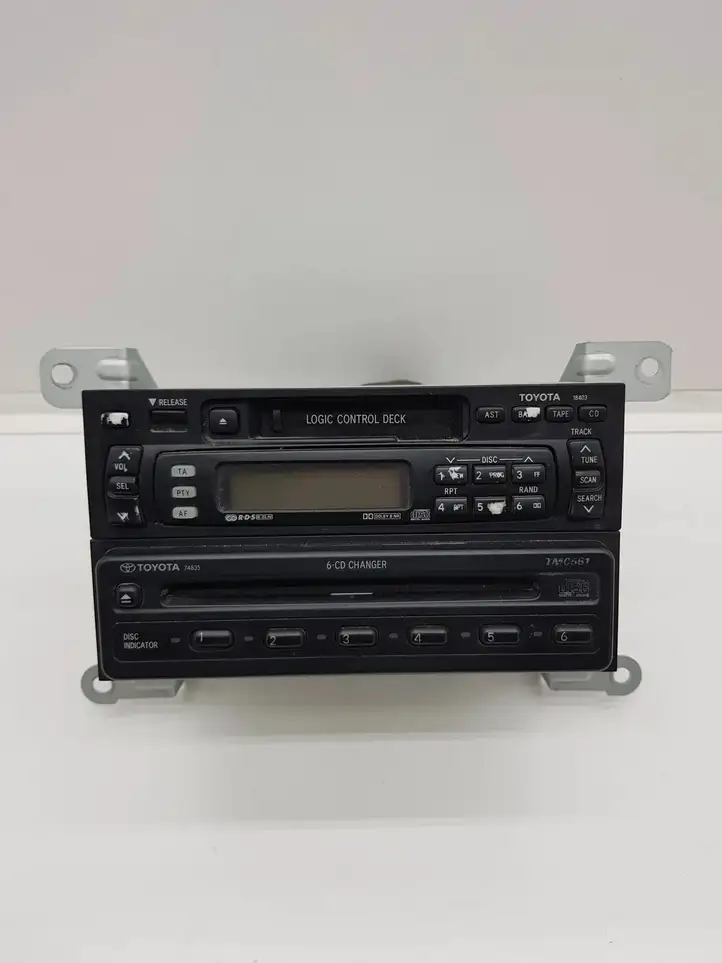 Toyota Land Cruiser (J100) (1998 - 2007) FA08472B Магнитола / мультимедийная система — фото 1