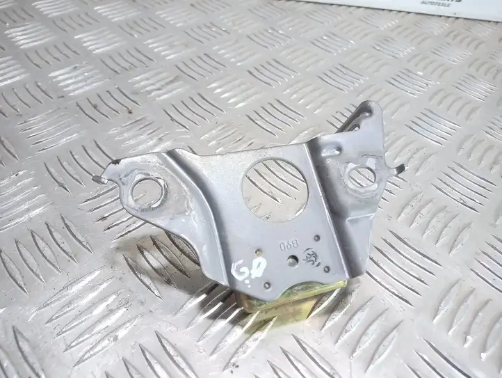 Toyota RAV 4 (XA20) (2000 - 2005) 8983342020 Датчик удара SRS — фото 2